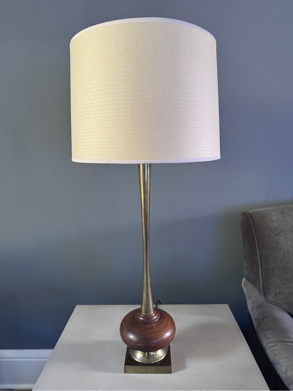 Vintage Mid-Century 1960s Brass & Walnut Table Lamp